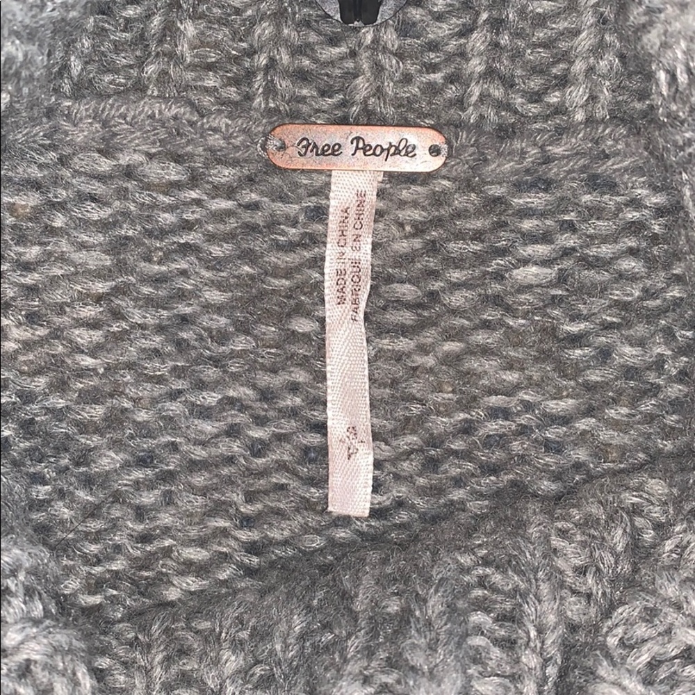 Free People oversized sweater - Picture 4 of 4